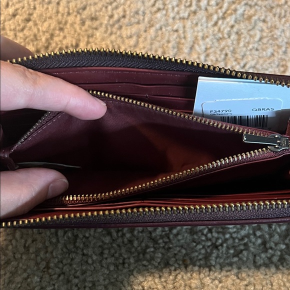 Coach Signature QB Raspberry and Brown Zip Wallet NWT - Picture 2 of 8